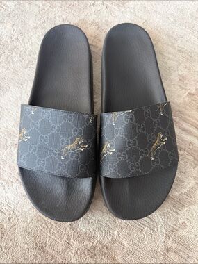 Gucci Black GG Supreme Slides with Gold Tiger Motif